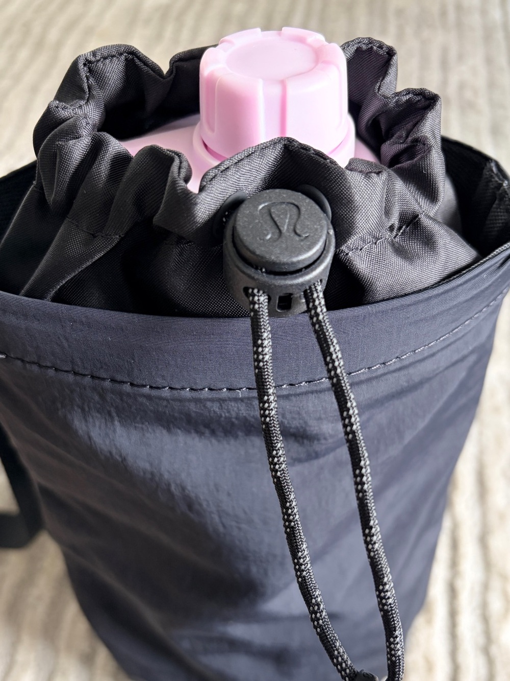 lululemon crossbody water bottle bag - Picture 5 of 7